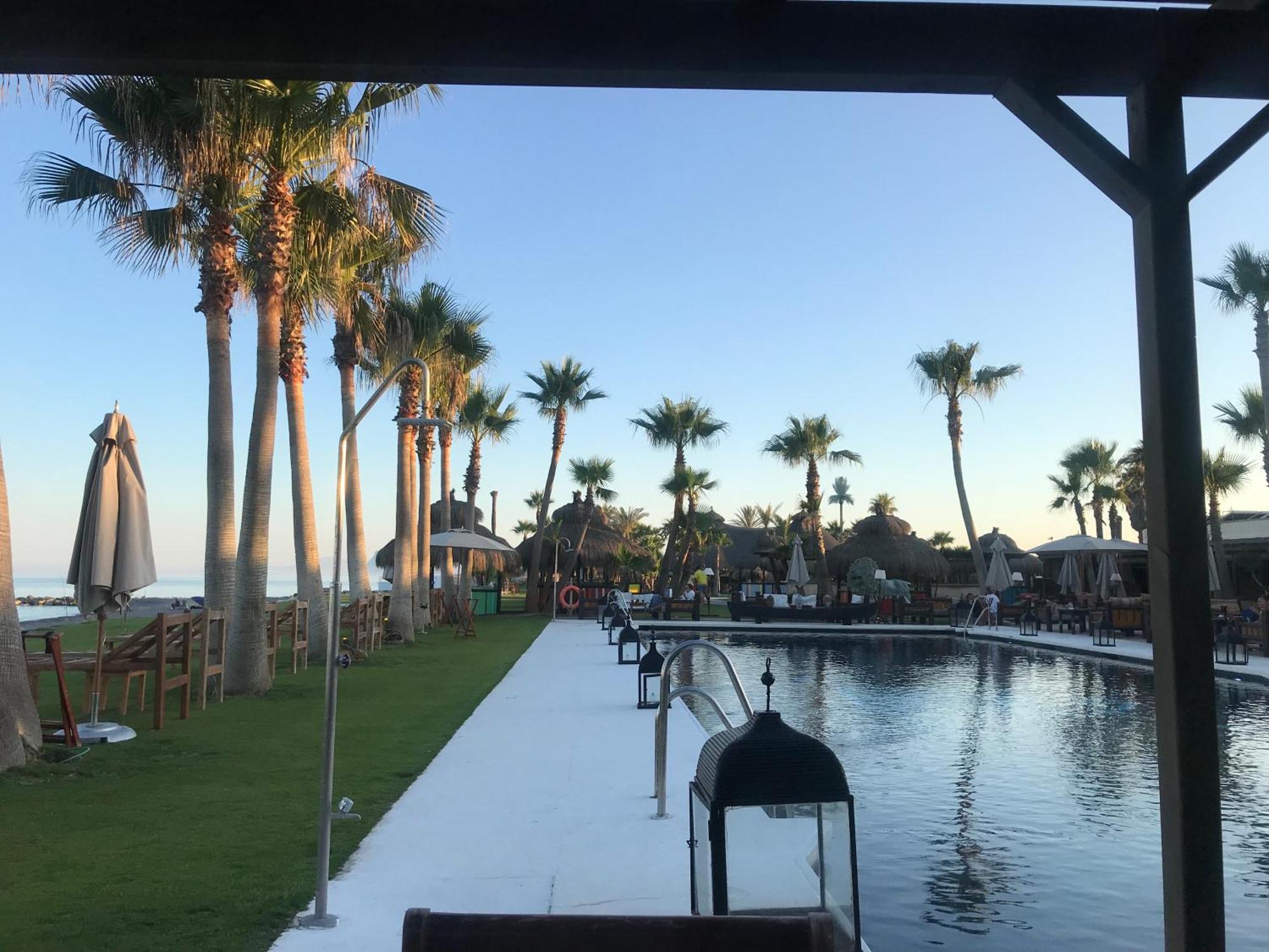 Apartamento Con Piscina ,Playa Con Vistas Panoramicas En La Marina De Sotogrande San Roque  Exterior foto